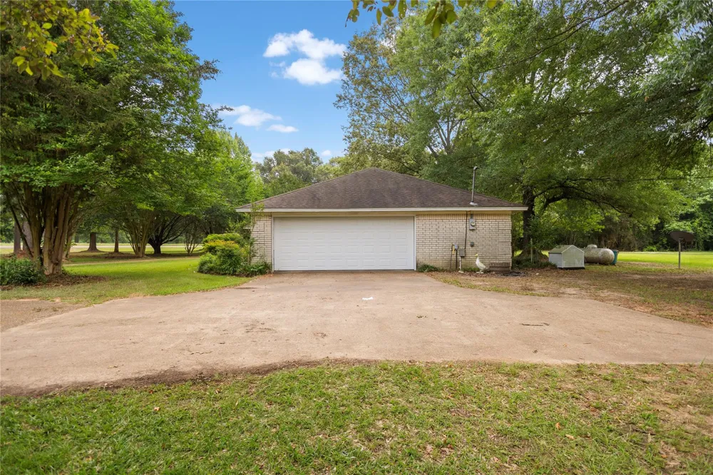 5260 Fm 2782 Nacogdoches, TX 75964