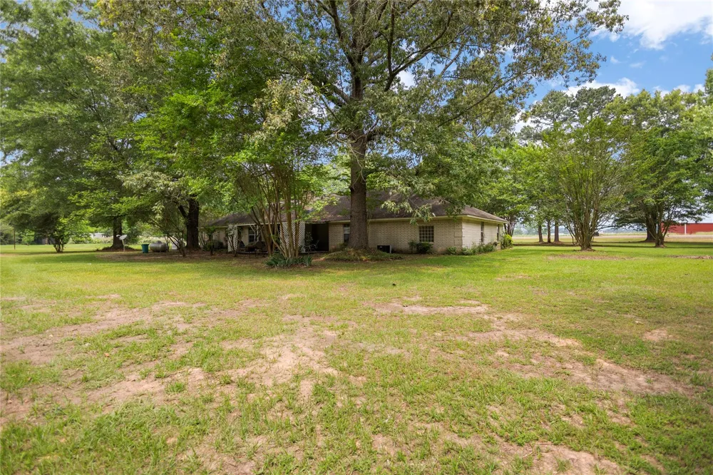 5260 Fm 2782 Nacogdoches, TX 75964