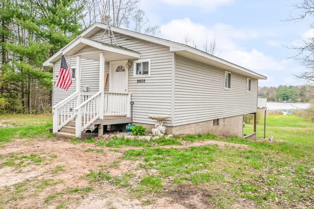 9928 Shady Lane Lincoln Township, MI 49677
