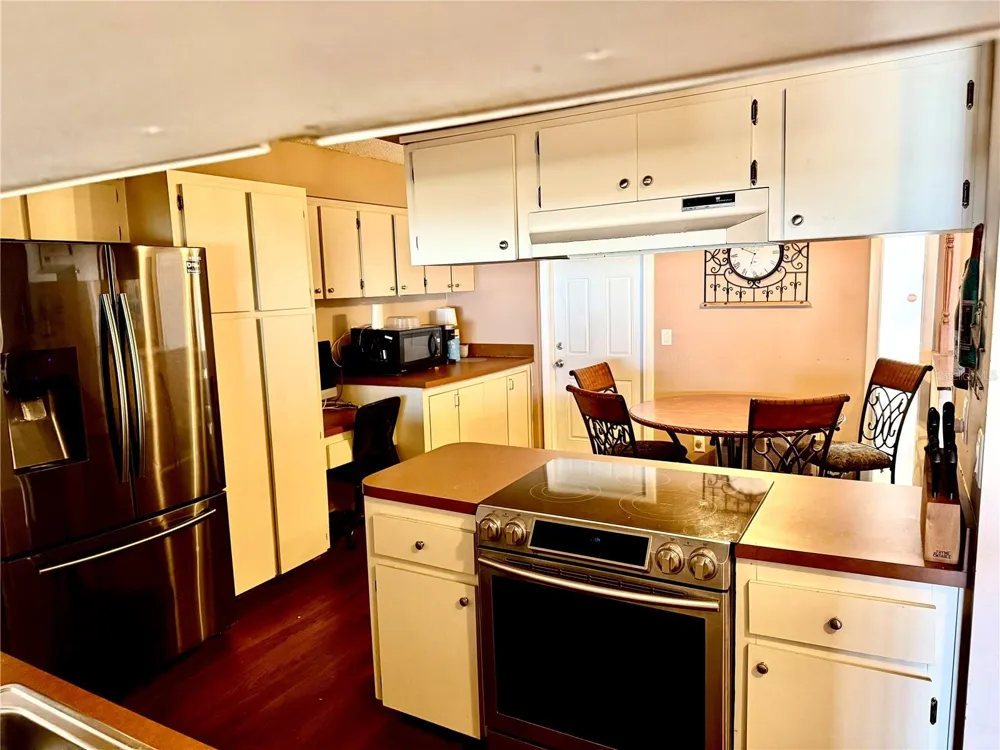 2034 MONTEGO COURT Oldsmar, FL 34677