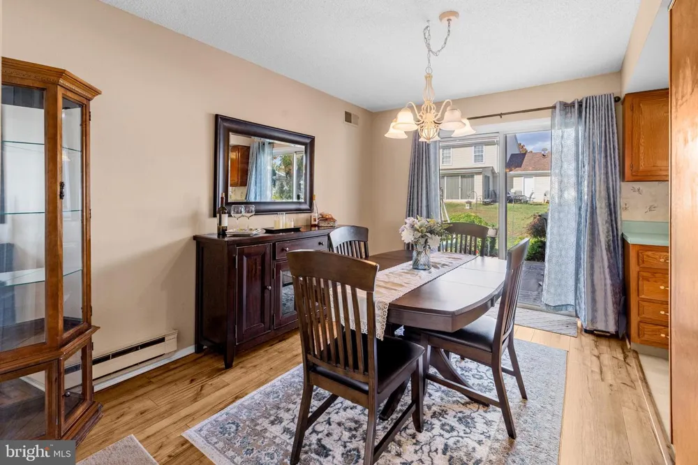 376 STIRLING DRIVE Monroe Township, NJ 08831