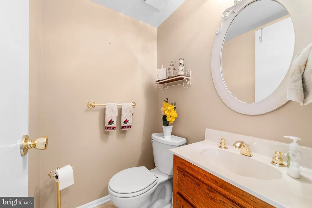 376 STIRLING DRIVE Monroe Township, NJ 08831