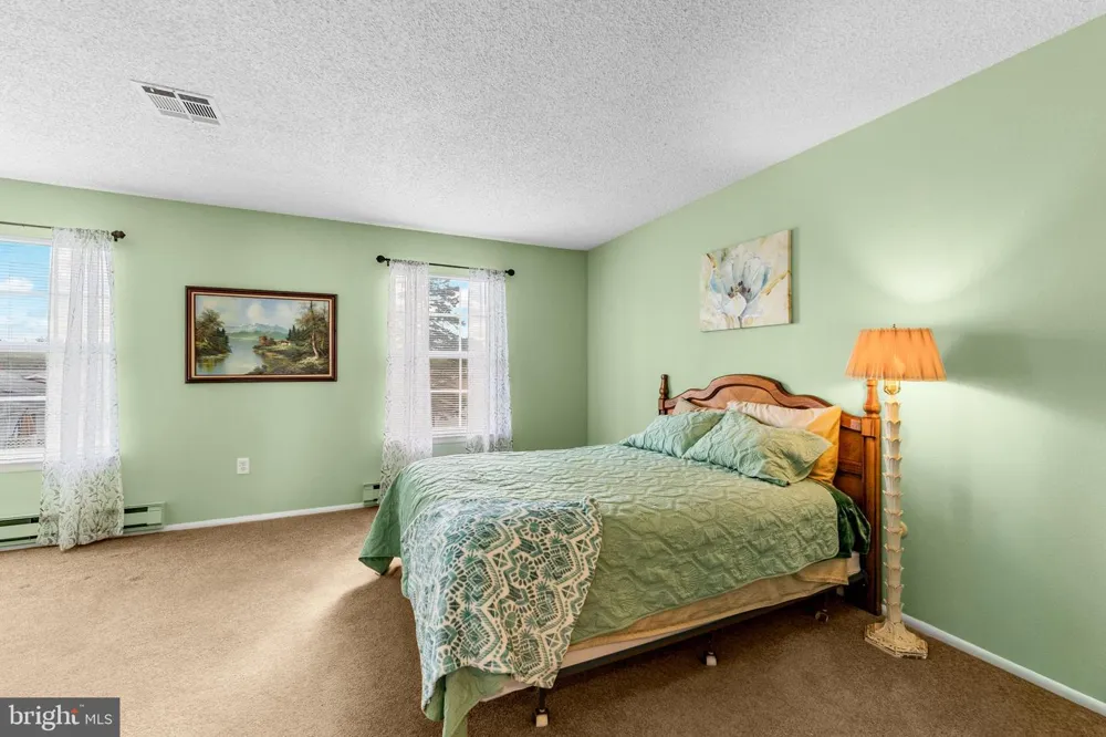 376 STIRLING DRIVE Monroe Township, NJ 08831