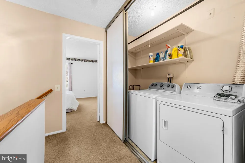 376 STIRLING DRIVE Monroe Township, NJ 08831