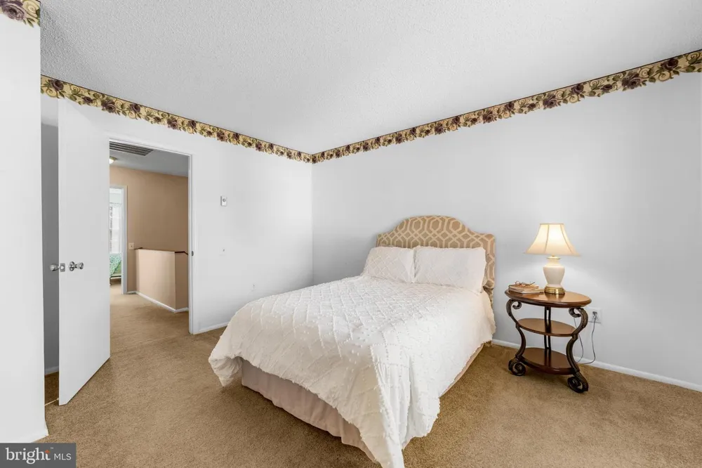 376 STIRLING DRIVE Monroe Township, NJ 08831