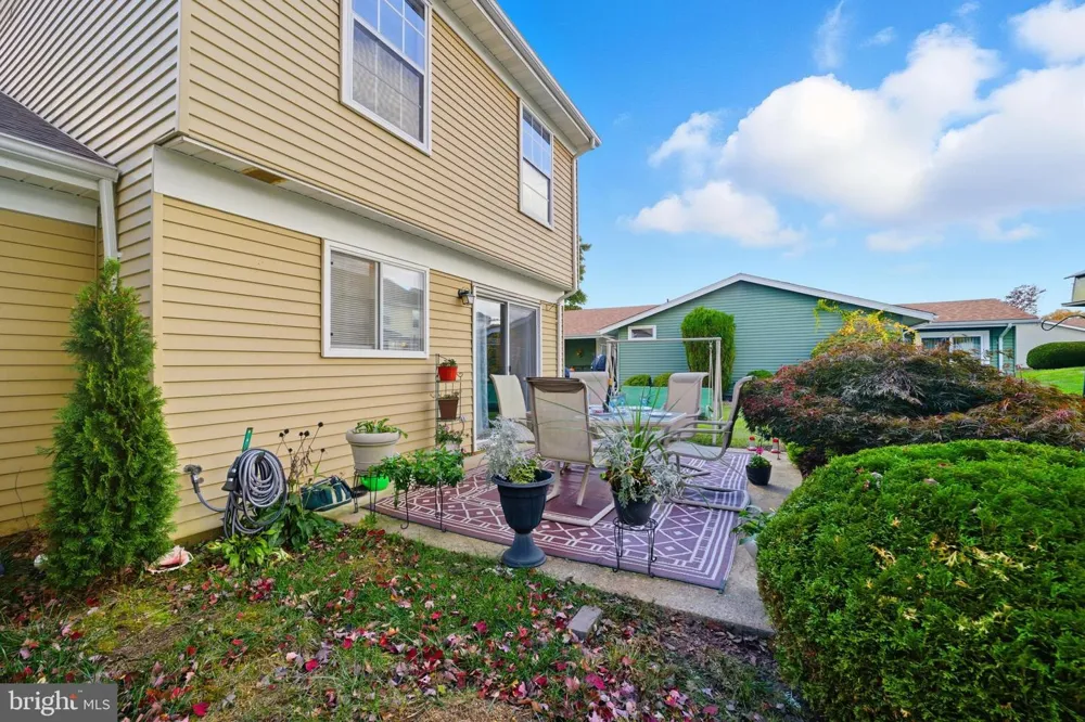 376 STIRLING DRIVE Monroe Township, NJ 08831