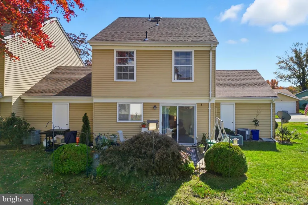 376 STIRLING DRIVE Monroe Township, NJ 08831