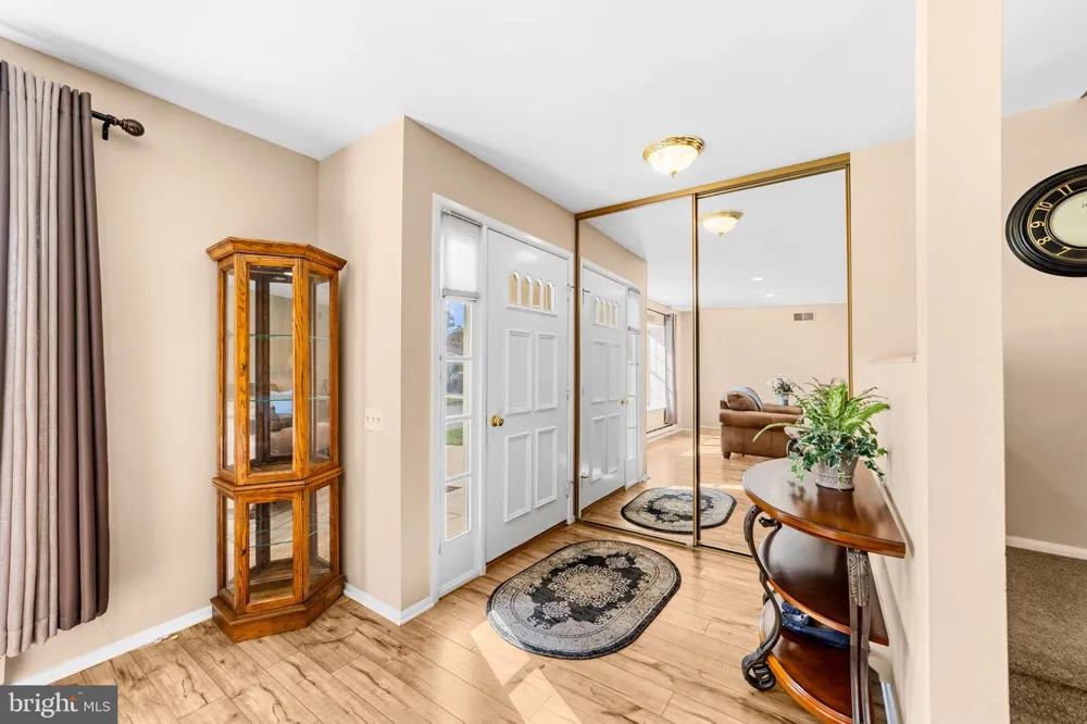 376 STIRLING DRIVE Monroe Township, NJ 08831