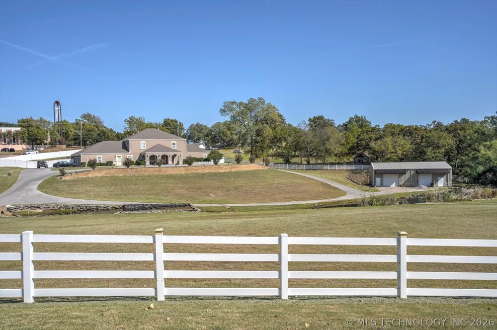 1241 Circle Drive Sapulpa, OK 74066