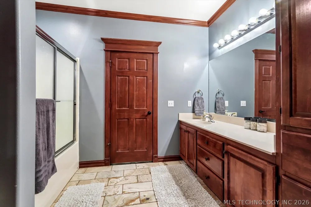 1241 Circle Drive Sapulpa, OK 74066