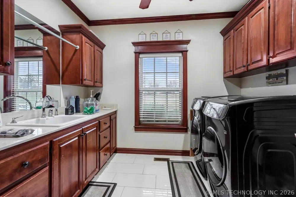 1241 Circle Drive Sapulpa, OK 74066
