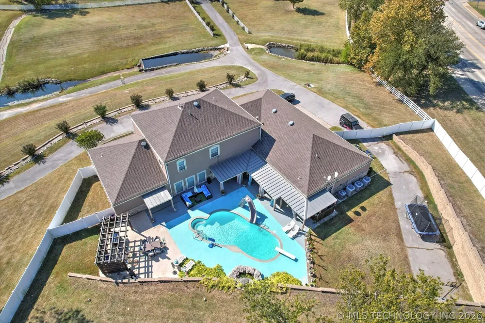 1241 Circle Drive Sapulpa, OK 74066