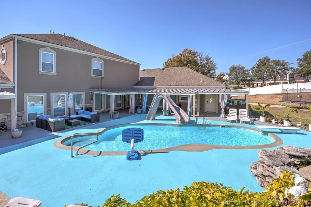 1241 Circle Drive Sapulpa, OK 74066