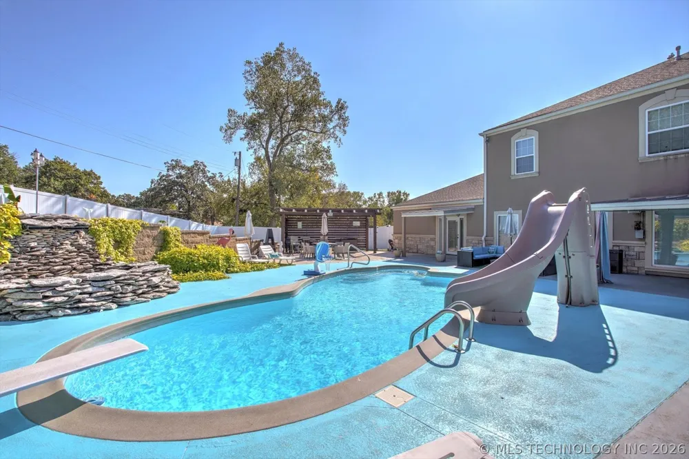 1241 Circle Drive Sapulpa, OK 74066