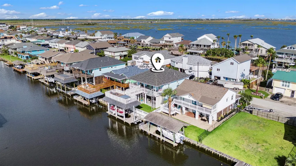 1171 Sailfish Street Bayou Vista, TX 77563
