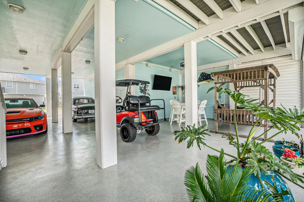 1171 Sailfish Street Bayou Vista, TX 77563