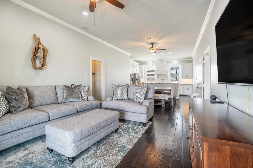 1171 Sailfish Street Bayou Vista, TX 77563