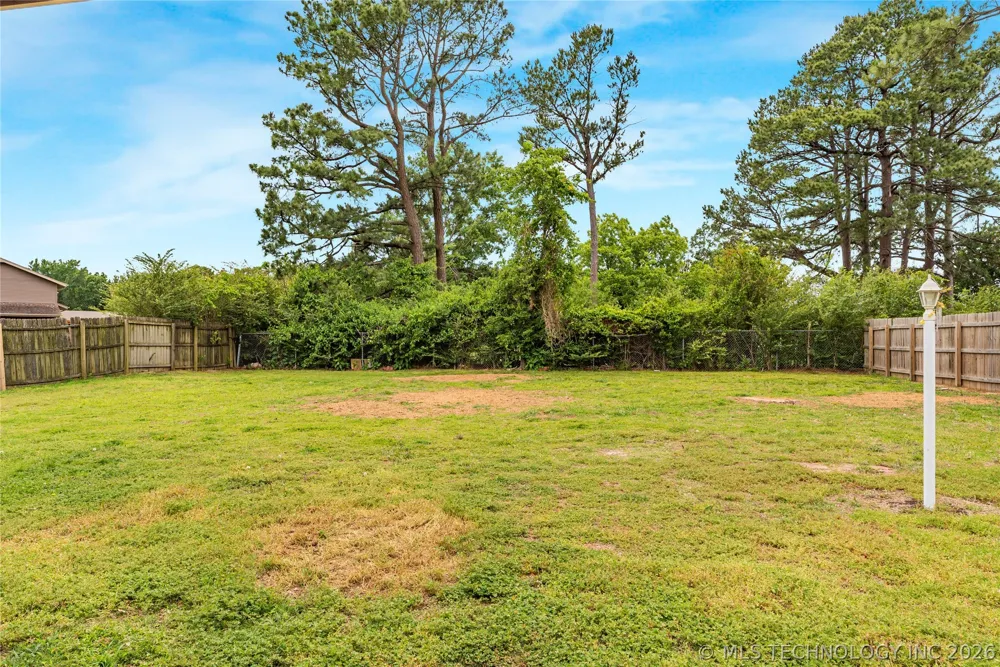 607 Nelson McAlester, OK 74501