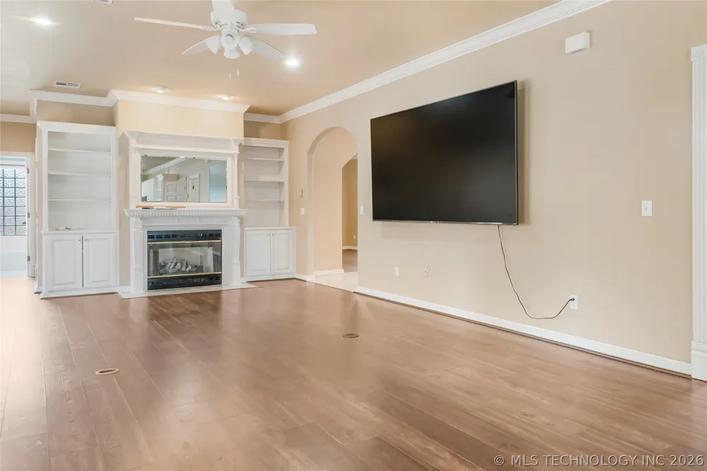 607 Nelson McAlester, OK 74501