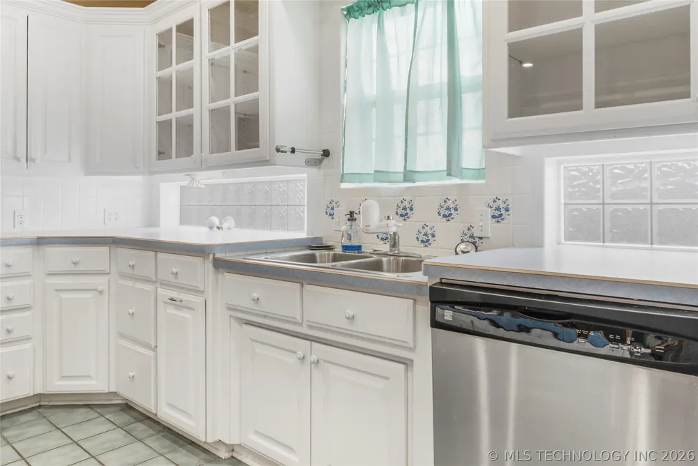 607 Nelson McAlester, OK 74501