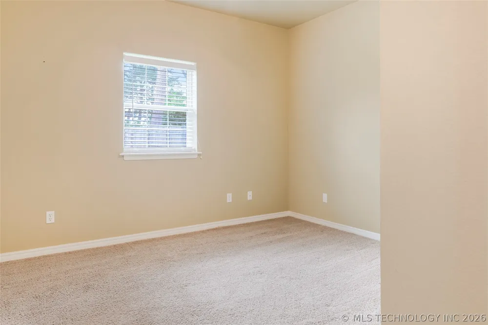 607 Nelson McAlester, OK 74501