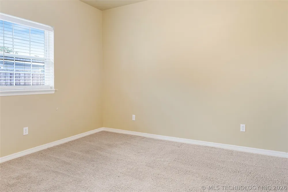 607 Nelson McAlester, OK 74501