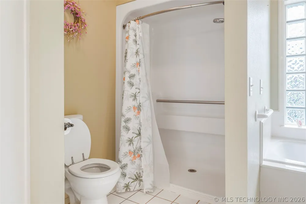607 Nelson McAlester, OK 74501