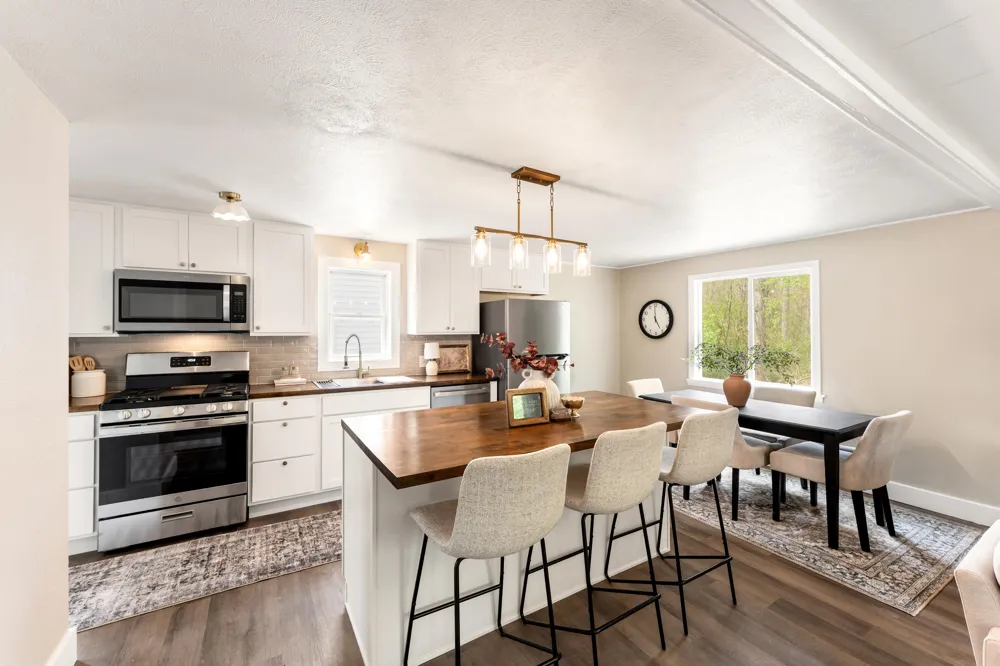 5684 142nd Avenue Fillmore Township, MI 49423