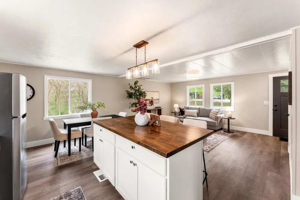 5684 142nd Avenue Fillmore Township, MI 49423