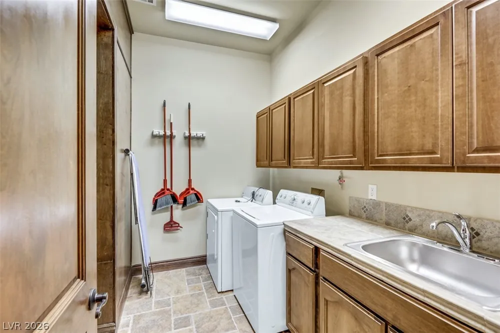 264 Crestview Drive Mount Charleston, NV 89124