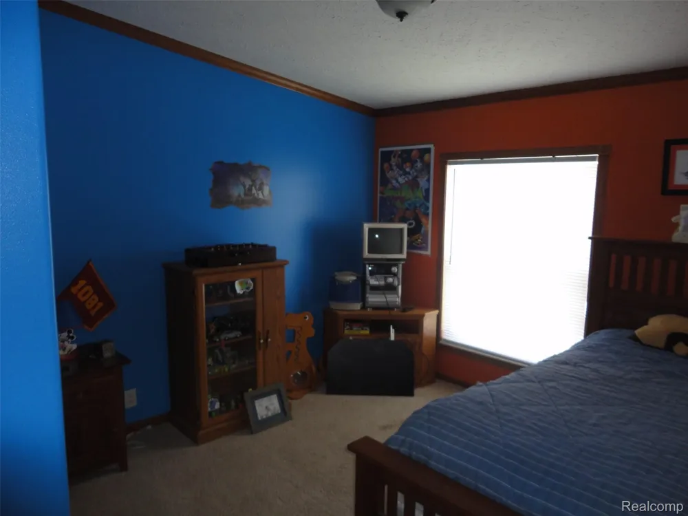 339 Blossom Circle Bedford Township, MI 48133