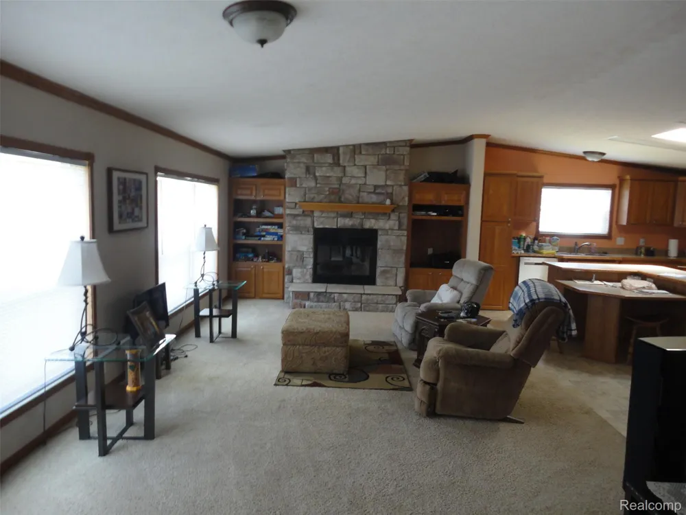 339 Blossom Circle Bedford Township, MI 48133