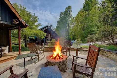 262 Azalea Hills Lane