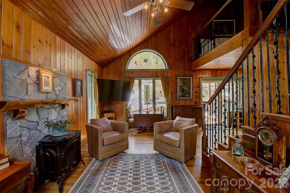262 Azalea Hills Lane Spruce Pine, NC 28777