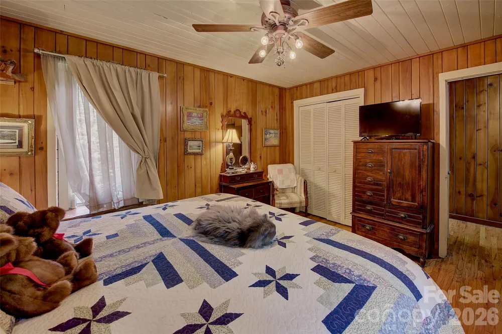 262 Azalea Hills Lane Spruce Pine, NC 28777