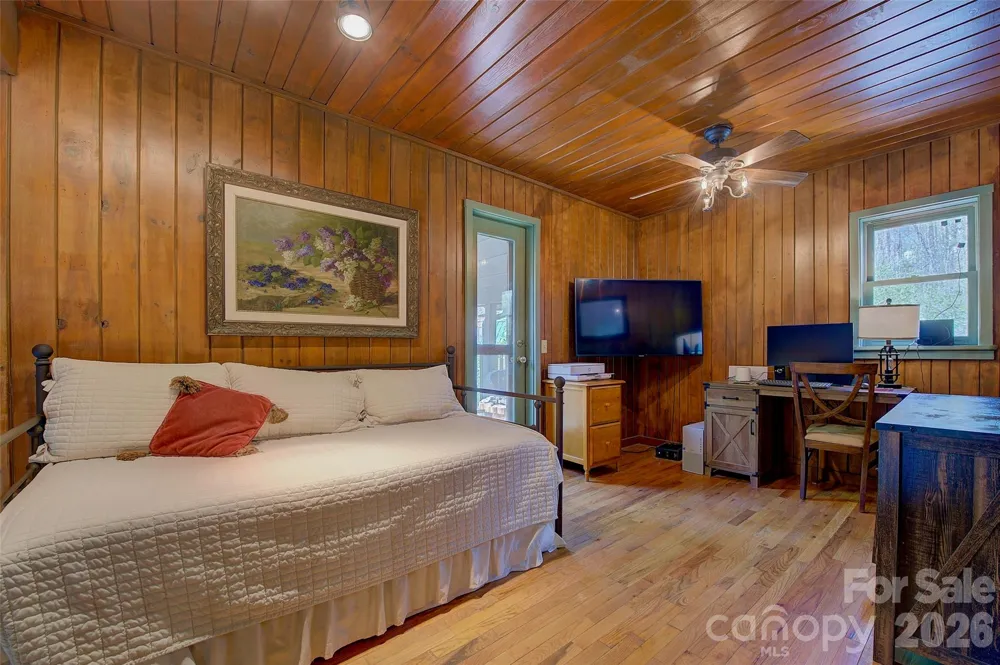 262 Azalea Hills Lane Spruce Pine, NC 28777