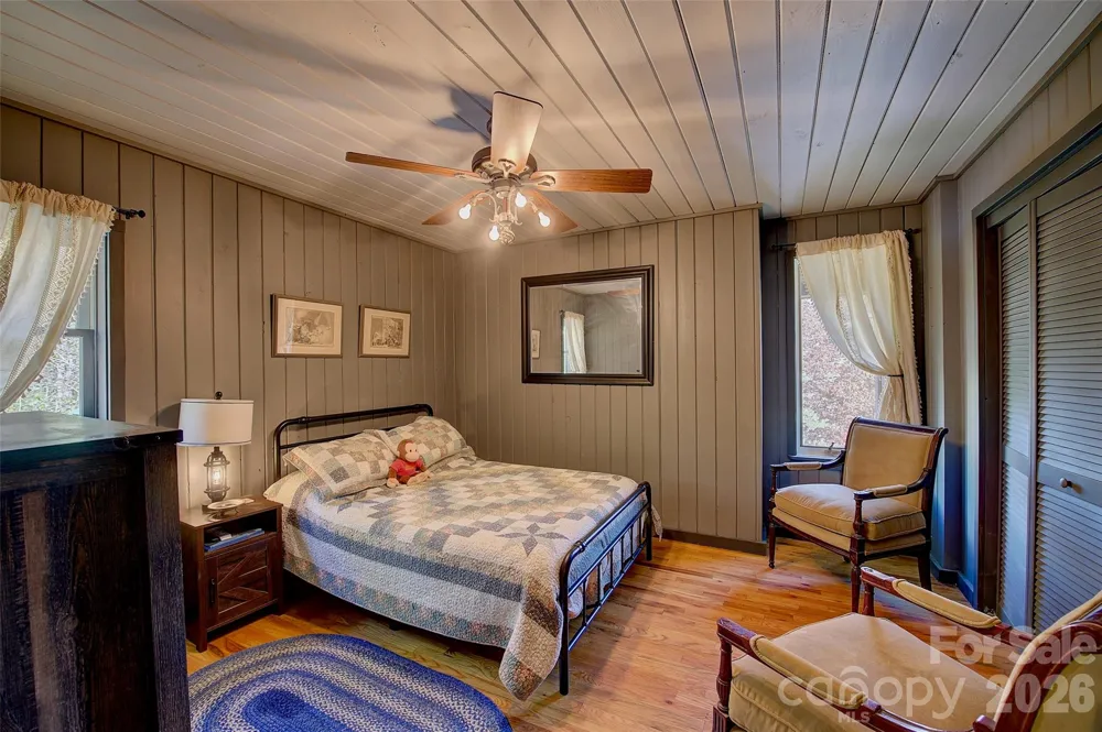 262 Azalea Hills Lane Spruce Pine, NC 28777