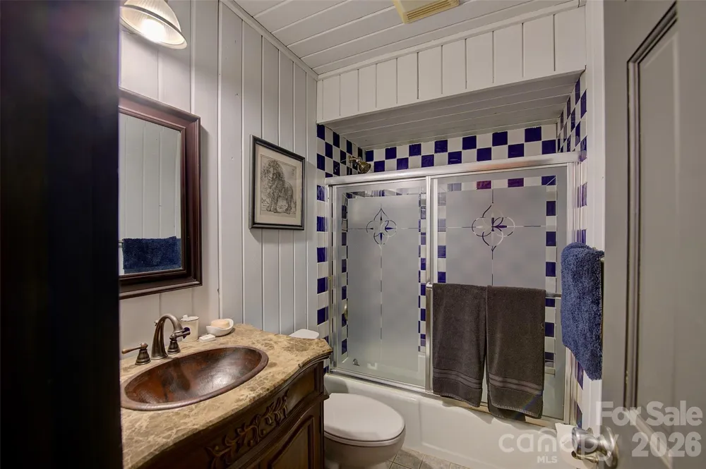 262 Azalea Hills Lane Spruce Pine, NC 28777