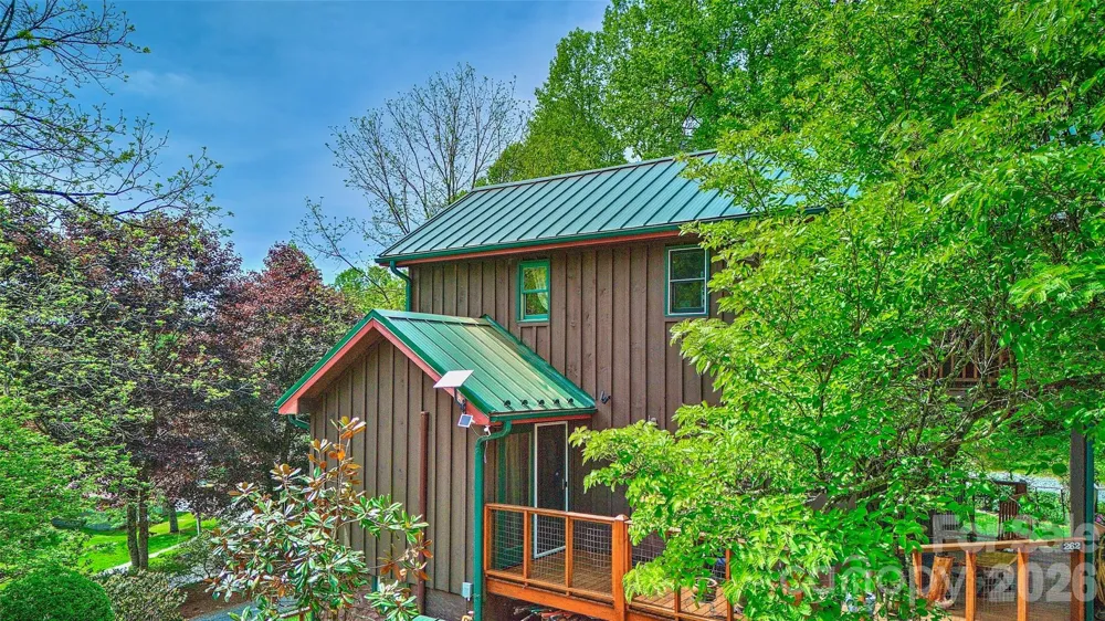 262 Azalea Hills Lane Spruce Pine, NC 28777