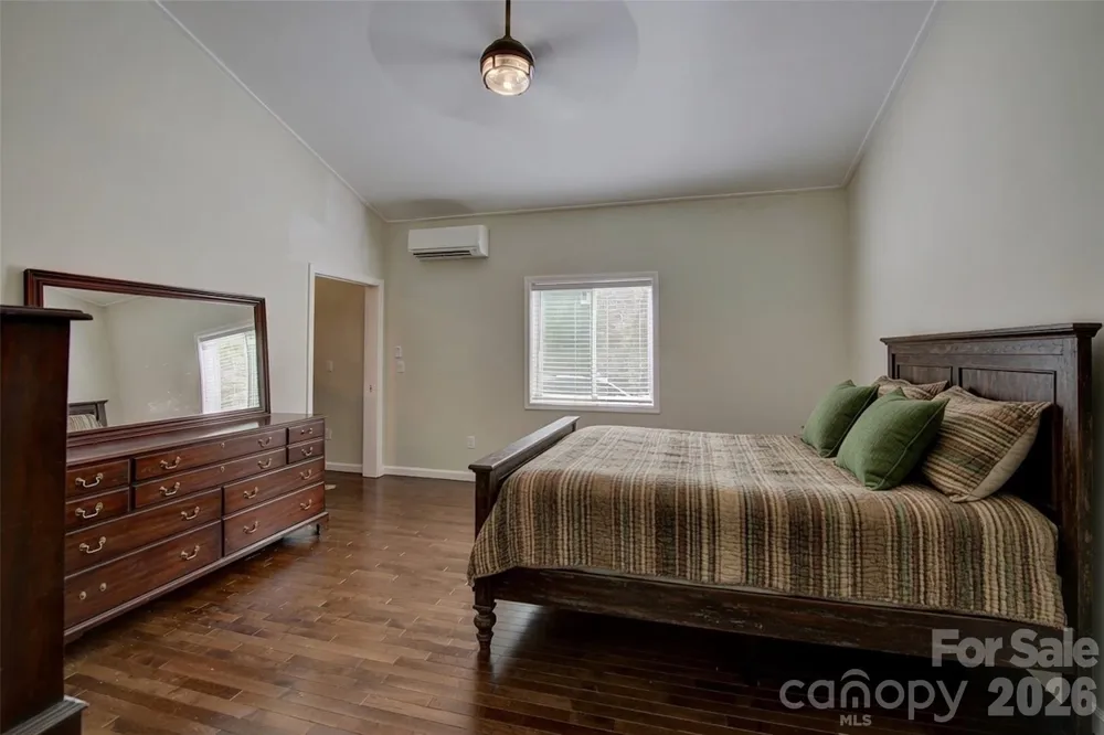 262 Azalea Hills Lane Spruce Pine, NC 28777