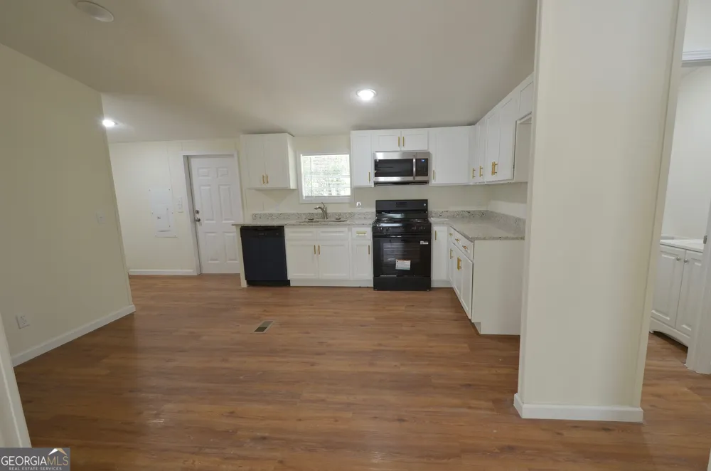 810 Stoney Ridge DR East Dublin, GA 31027