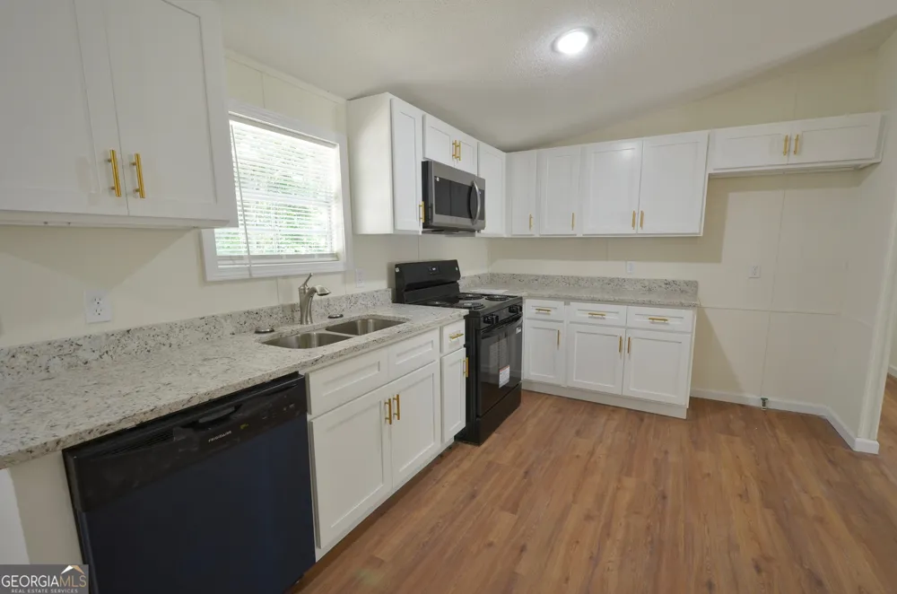 810 Stoney Ridge DR East Dublin, GA 31027