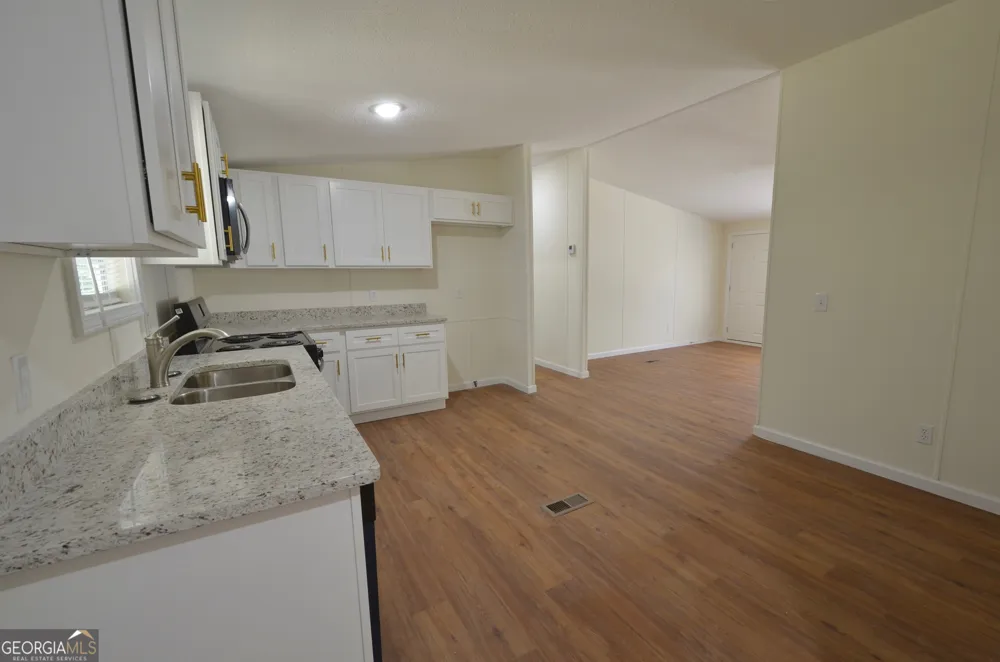 810 Stoney Ridge DR East Dublin, GA 31027