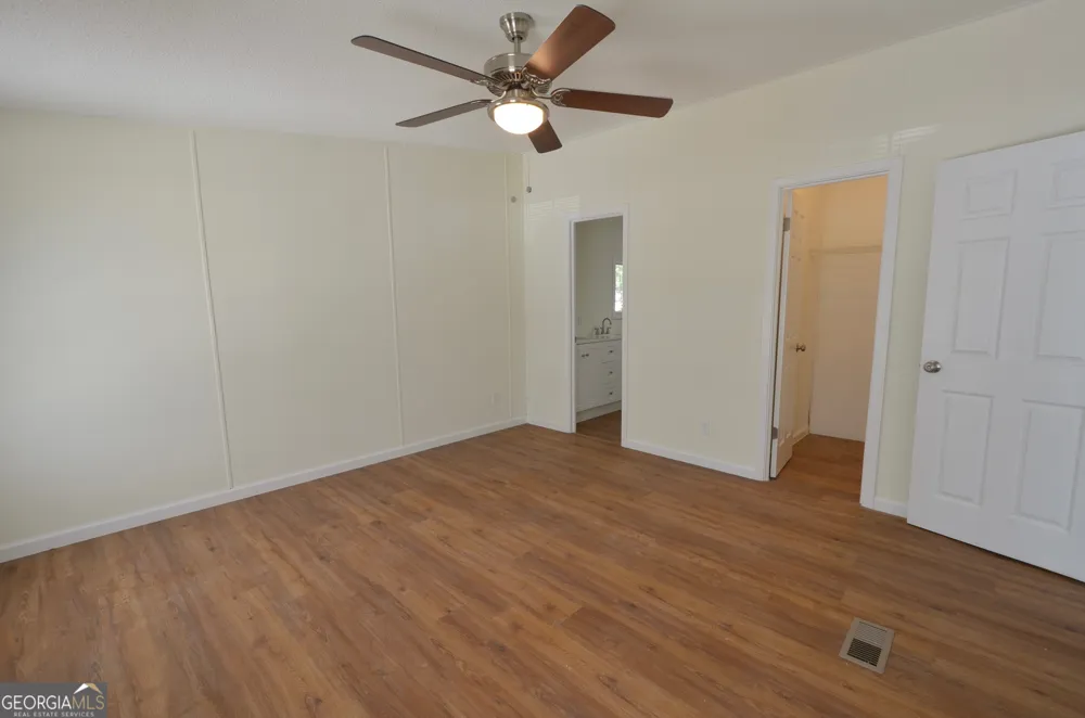 810 Stoney Ridge DR East Dublin, GA 31027