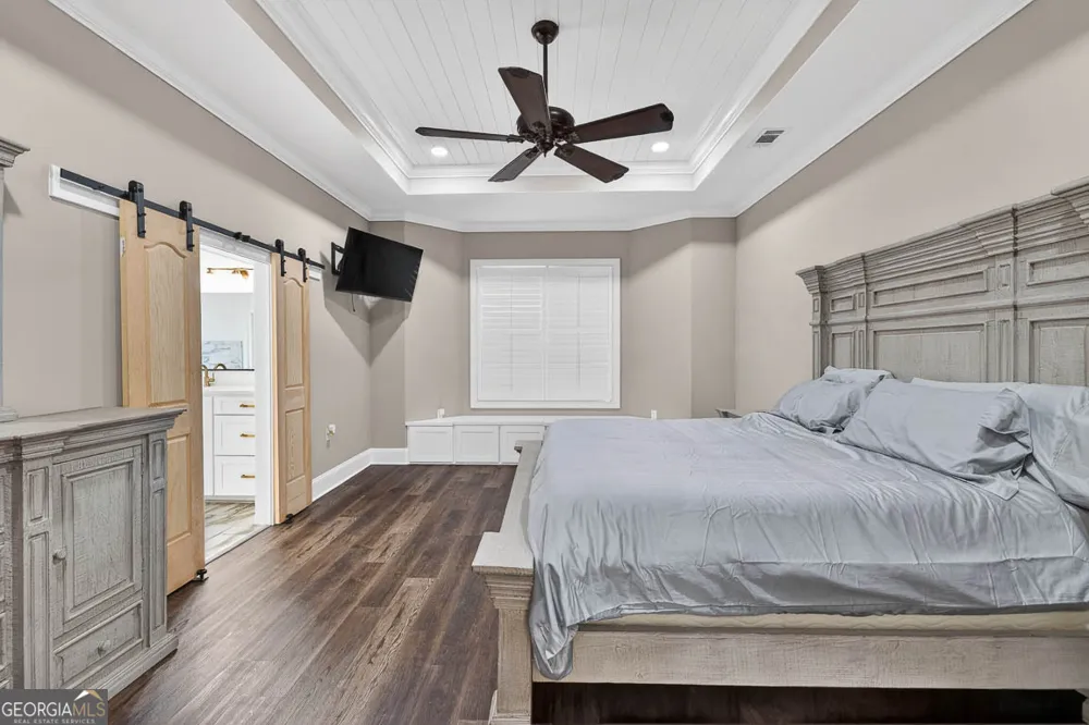 211 Sanford DR Waverly, GA 31565