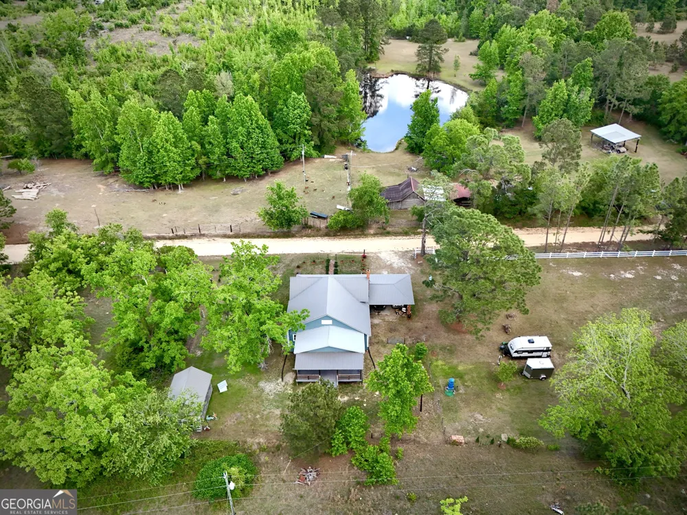 629 Bobby Fortner RD Kite, GA 31049