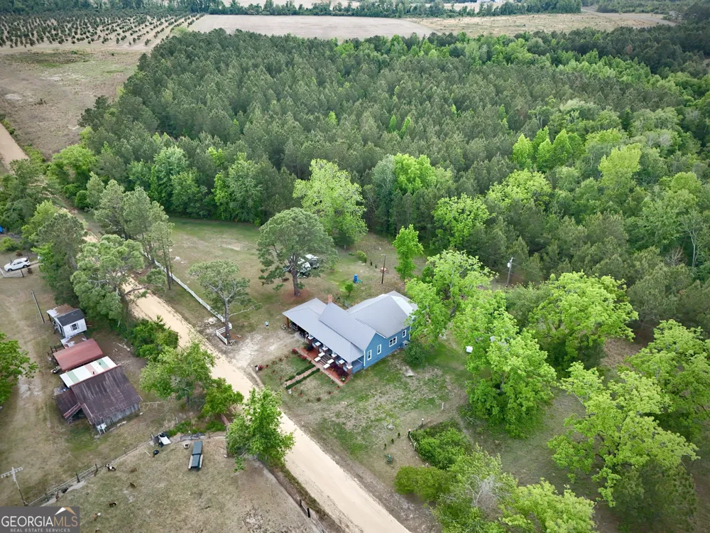629 Bobby Fortner RD Kite, GA 31049