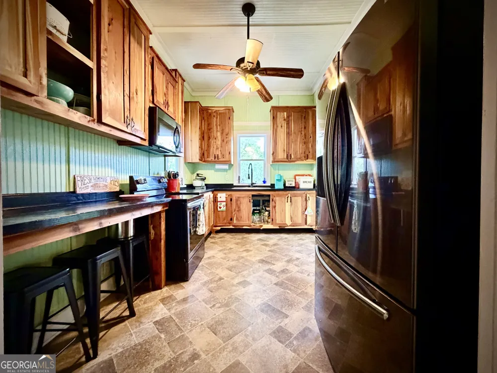 629 Bobby Fortner RD Kite, GA 31049
