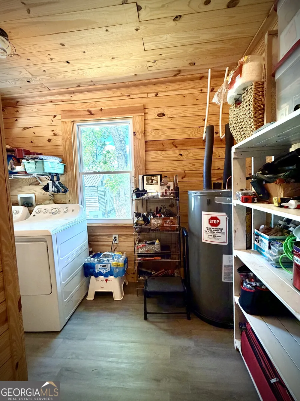 629 Bobby Fortner RD Kite, GA 31049