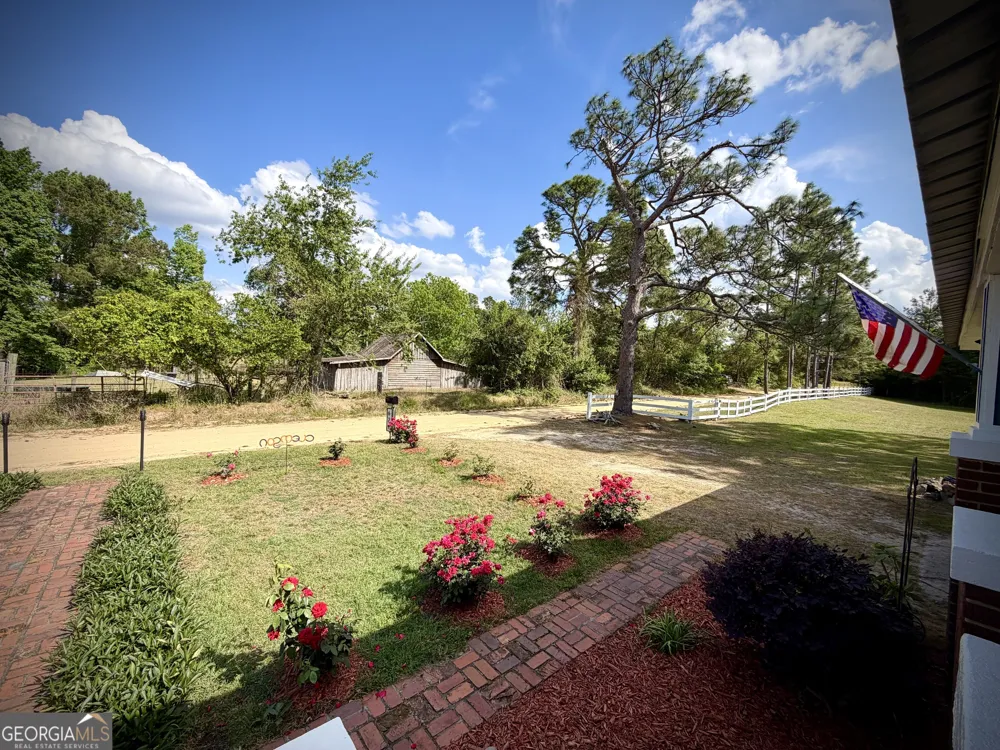 629 Bobby Fortner RD Kite, GA 31049